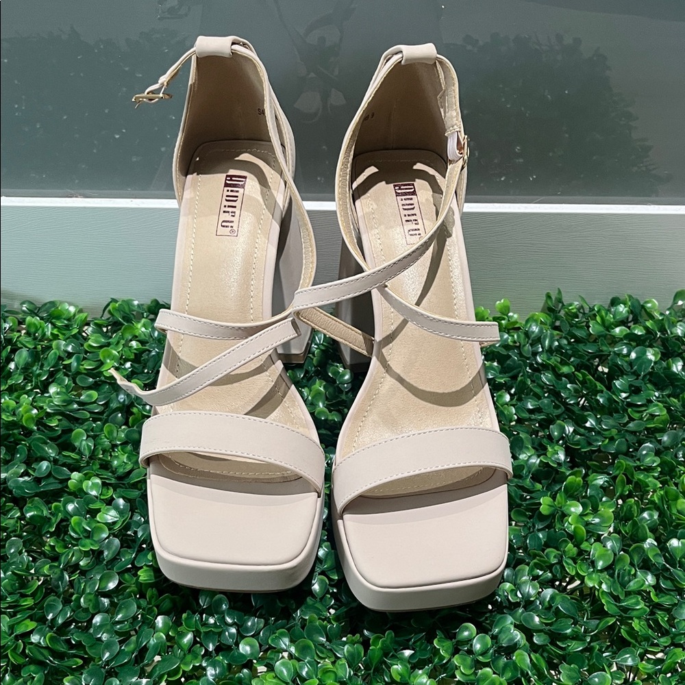 IDIFU Nude Strappy Heels
